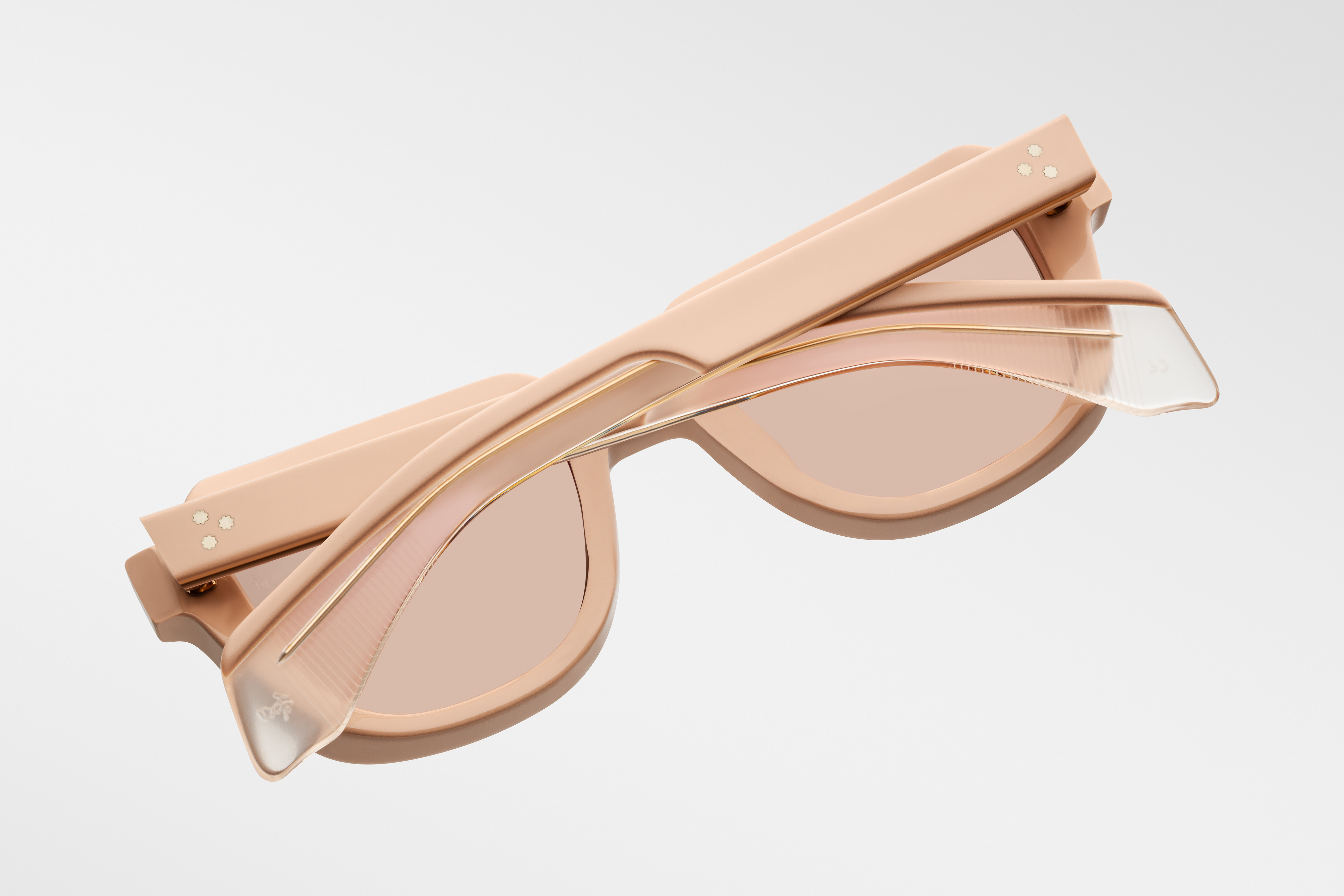 SUEDE COLLECTION: TAOS – Jacques Marie Mage